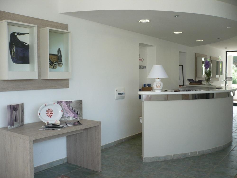אולביה Hotel Ambrosio La Corte מראה חיצוני תמונה