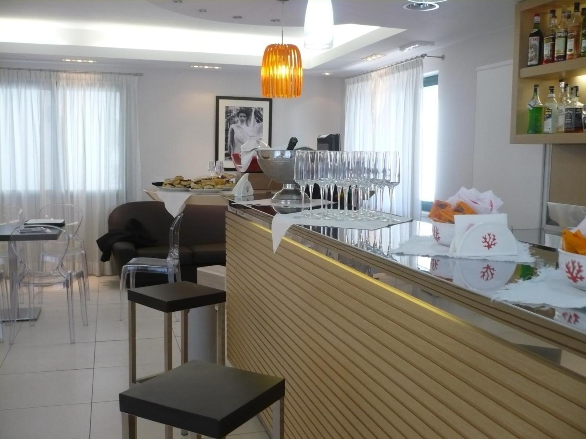 אולביה Hotel Ambrosio La Corte מראה חיצוני תמונה